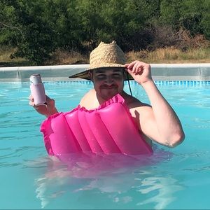 Meet your Posher, Coby